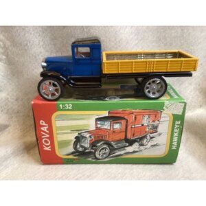 Kovap Hawkeye 1:32 Model Truck Die-Cast Metal Toy Vehicle